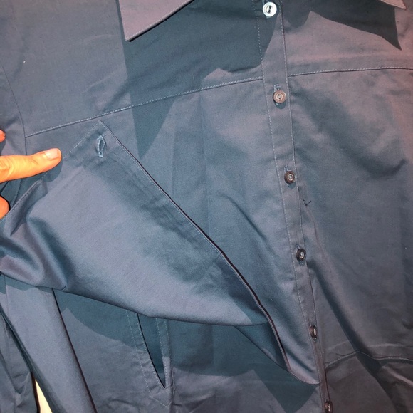 Thyme Maternity button down shirt - Picture 6 of 6